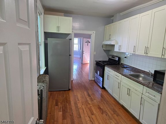 3rd image of 9 S 17Th St