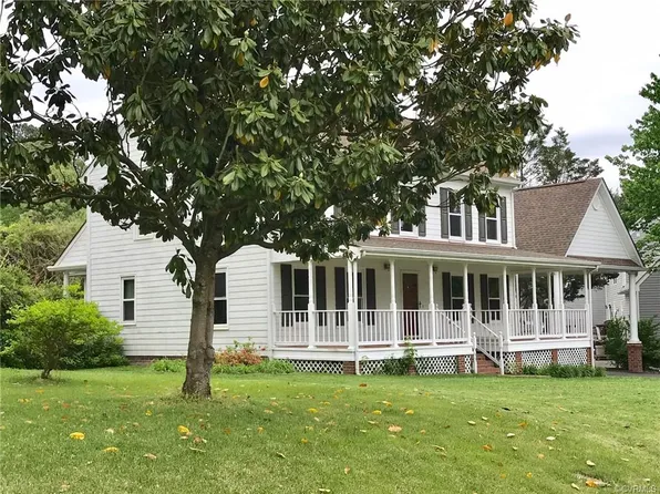 9132 Cool Autumn Dr, Mechanicsville, VA 23116