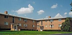 2nd image of 1166 E Ridge Rd APT 1