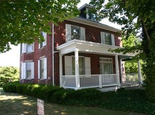 469 Pennsylvania Ave, Chambersburg, PA 17201