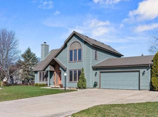 S73W14202 Settler Way, Muskego, WI 53150