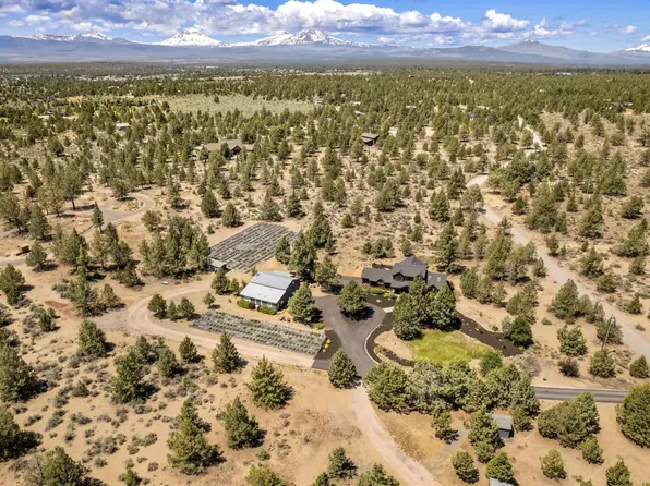 18025 Cascade Estates Dr, Bend, OR 97703