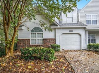 10730 Sleigh Bell Ln, Charlotte, NC 28216