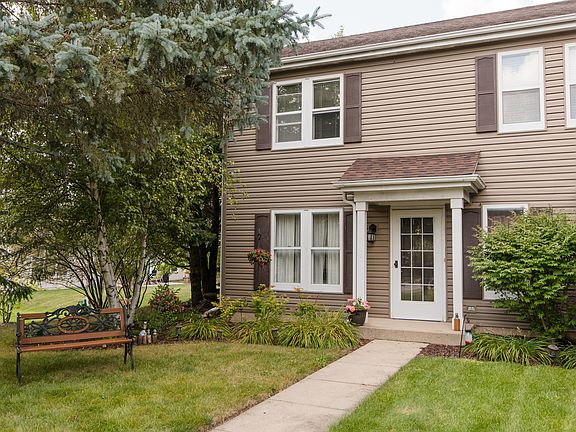 2nd image of 2530 College Green Dr