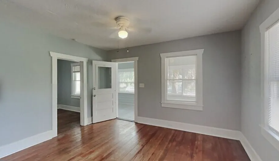 1 bed, 800 sqft, $1,699 — Photo 3