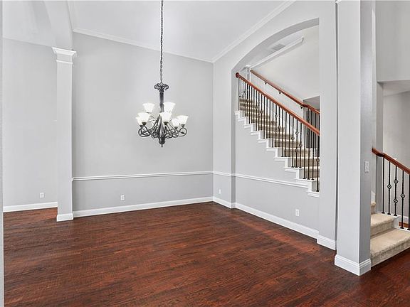 3rd image of 7502 Taylor Ln