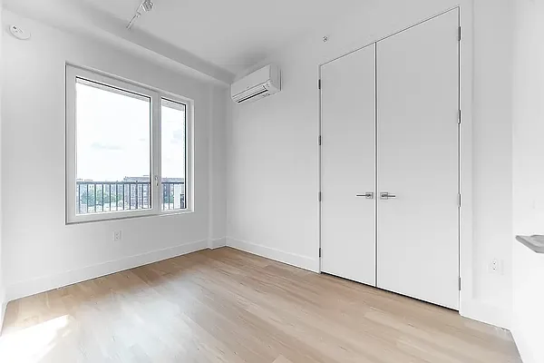 Rented by Key City Capital Inc | media 27