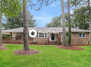 1326 Maple St SE, Conyers, GA 30013