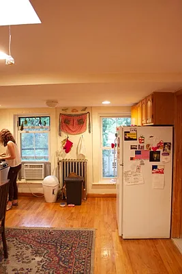 Rented by L.Nelson & Associates | media 18