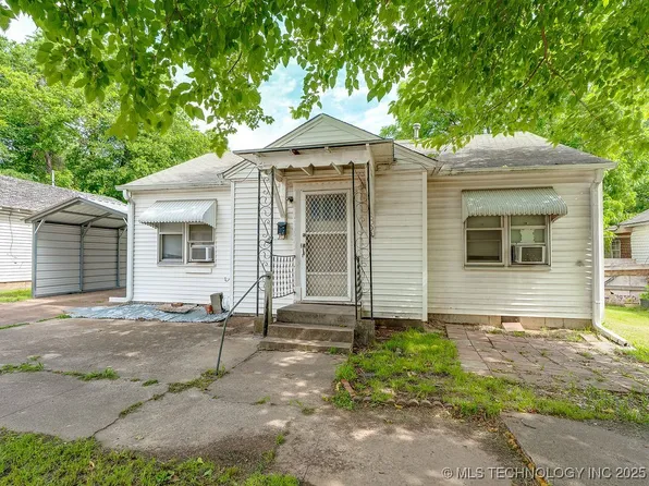 804 W 10th St, Ada, OK 74820