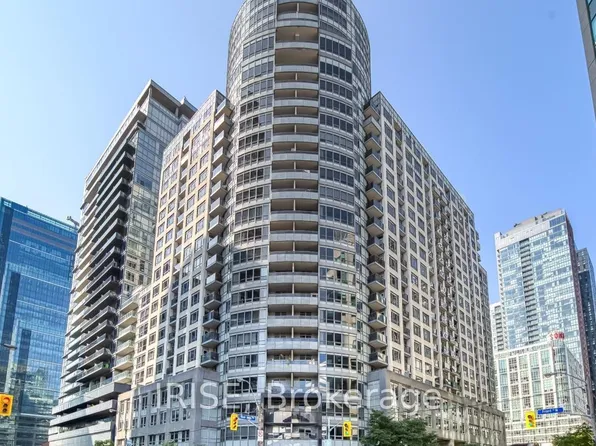 20 Blue Jays Way, Toronto, ON