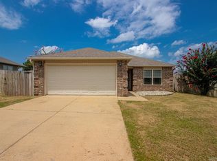 102 Riveria Cv, Haskell, AR 72015