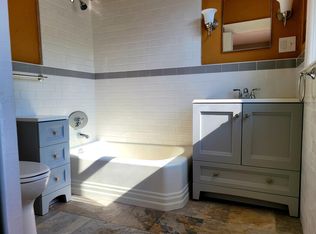 534 Cottage St FLOOR 2, Pawtucket, RI 02861