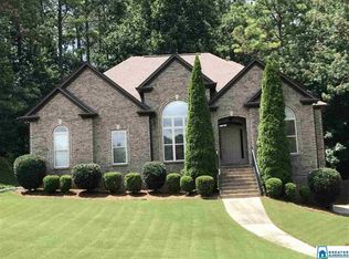 35 Crestview Way, Trussville, AL 35173