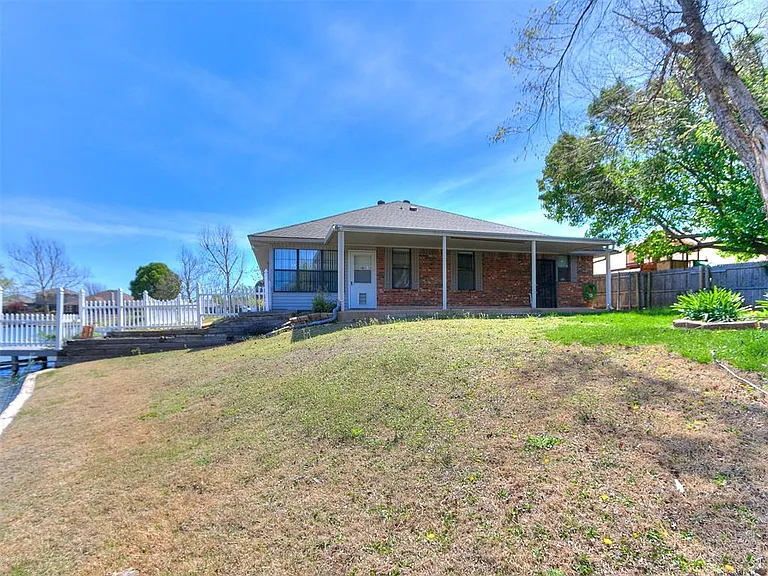 7317 Louisburg Dr — Photo 12