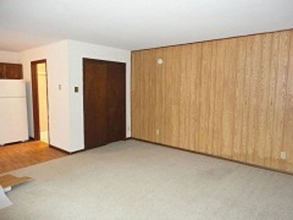 Building Photo 4