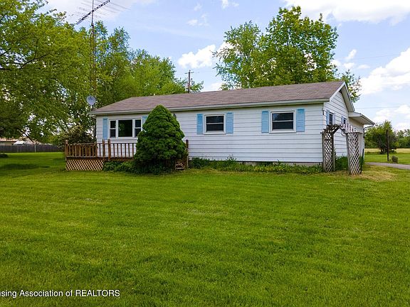 2nd image of 8285 W South St #M52