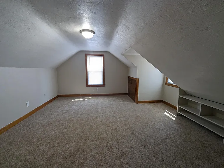 3318 Carolina Ave — Photo 9