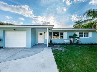 1822 Pinehurst Rd, Dunedin, FL 34698