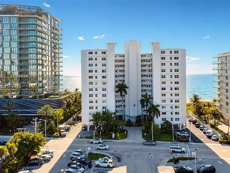 710 N Ocean Blvd #102 — Photo 32