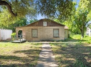 228 SW 8th St, Premont, TX 78375