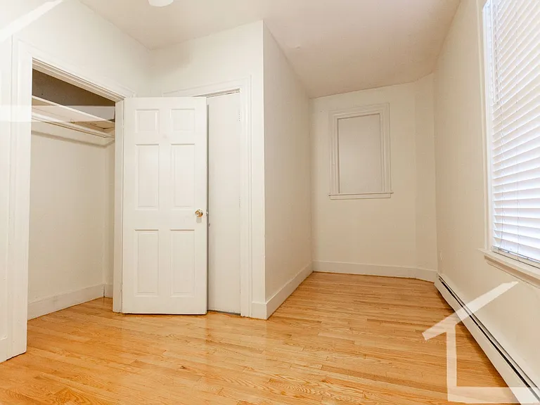 26 Farrington Ave #A — Photo 7