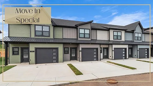 302 Jonathan Wade Cir Photo 1