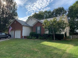 12 Colombard Ct, Mauldin, SC 29662