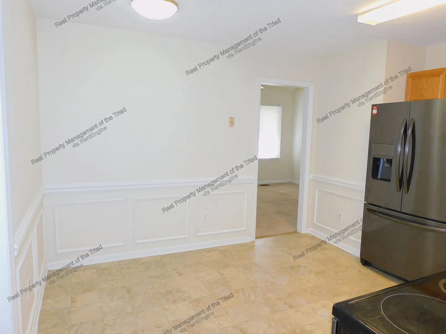 3 bed, 2.0 bath, 1276 sqft, $1,500 — Photo 3