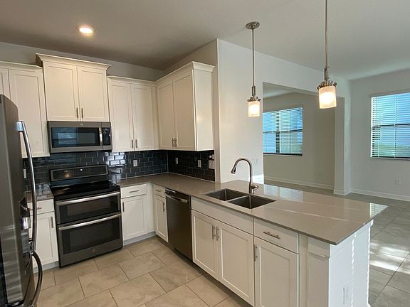 3rd image of 11396 Whistling Pine Way