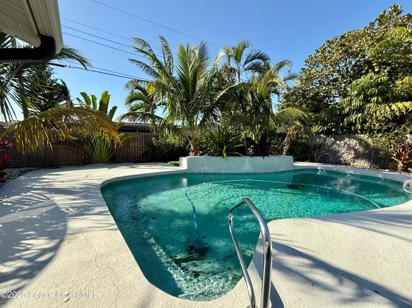 1525 Mercury St, Merritt Island, FL 32953