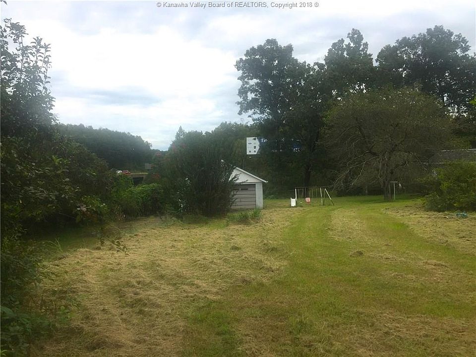 2nd image of 4540 Teays Valley Rd