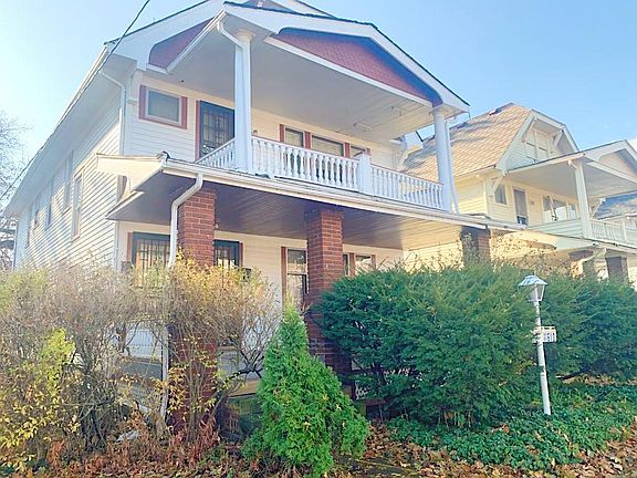 5th image of 11610 Saywell Ave