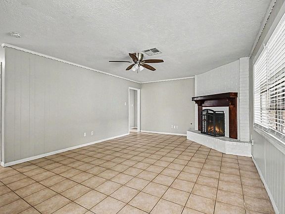 5th image of 4306 Oneida St