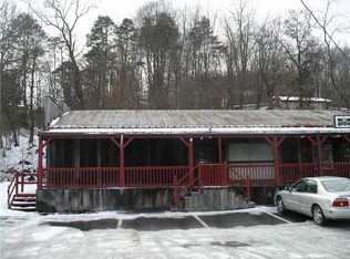 220 Mars Valencia Rd, Mars, PA 16046