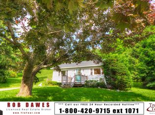 6 Barzen Rd, Averill Park, NY 12018