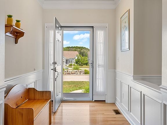 2nd image of 16 Heartwood Way