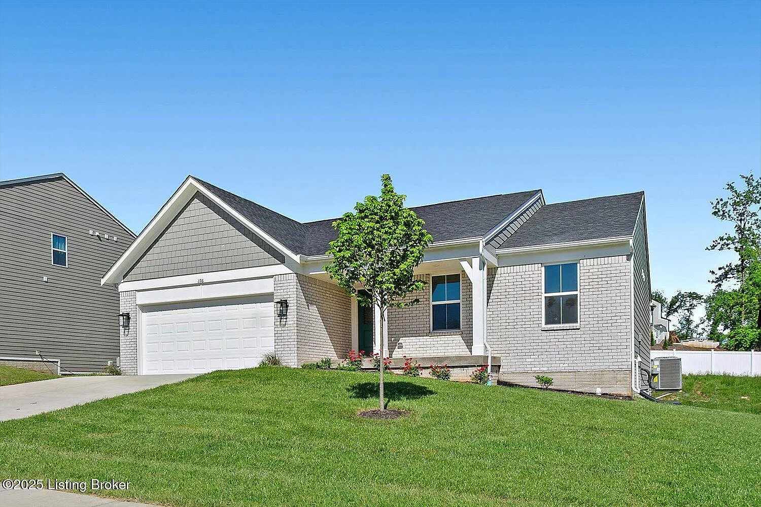 176 Ridge Brook Dr photo 1