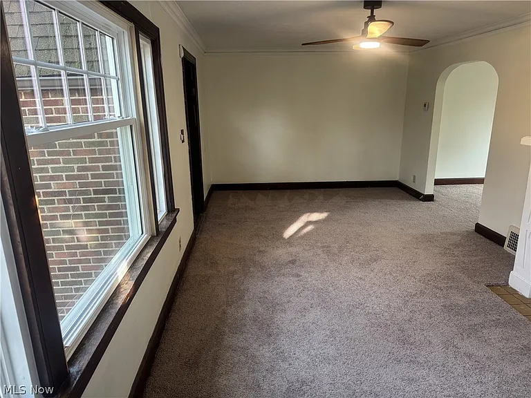 4058 Ardmore Rd — Photo 4