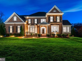 11719 Shaker Knolls Ct, Herndon, VA 20170