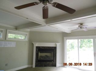 30 County Ln, Glen Mills, PA 19342