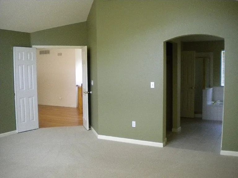 4766 Kings Ridge Blvd — Photo 8