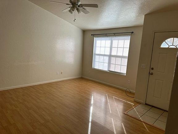 4th image of 2090 Audrey Ln