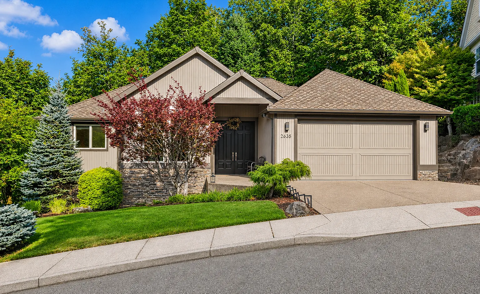 3 bed, 3.5 bath, 3792 sqft, $4,345 — Photo 1