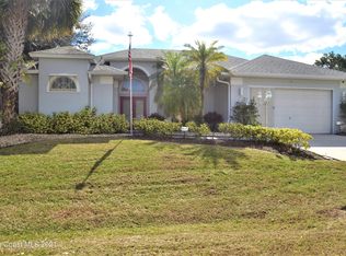 356 Fuller St SE, Palm Bay, FL 32909