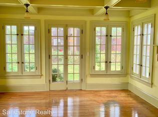 128 Charles St, Elyria, OH