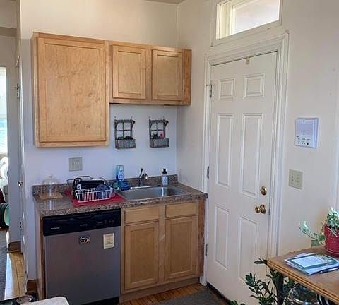 5th image of 3149 N Lawndale Ave #Ch-2