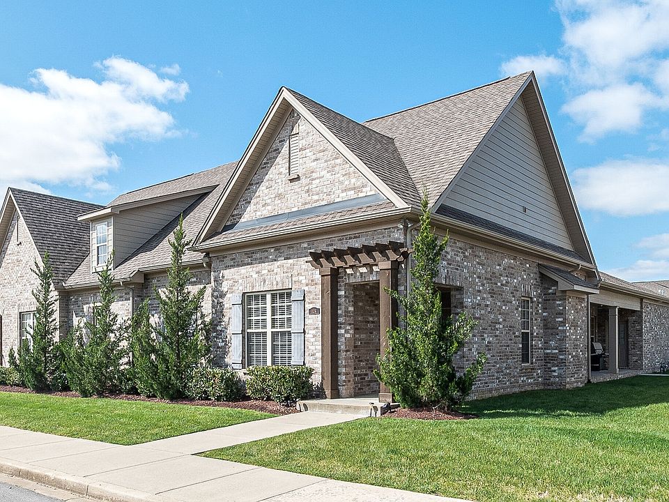 1st image of 1124 McMahan Dr S