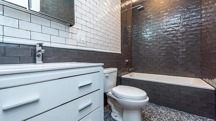 Rented by Nooklyn NYC LLC | media 20