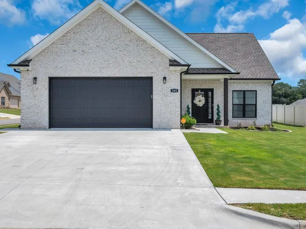 345 Rolling Brook Dr, Rogersville, AL 35652